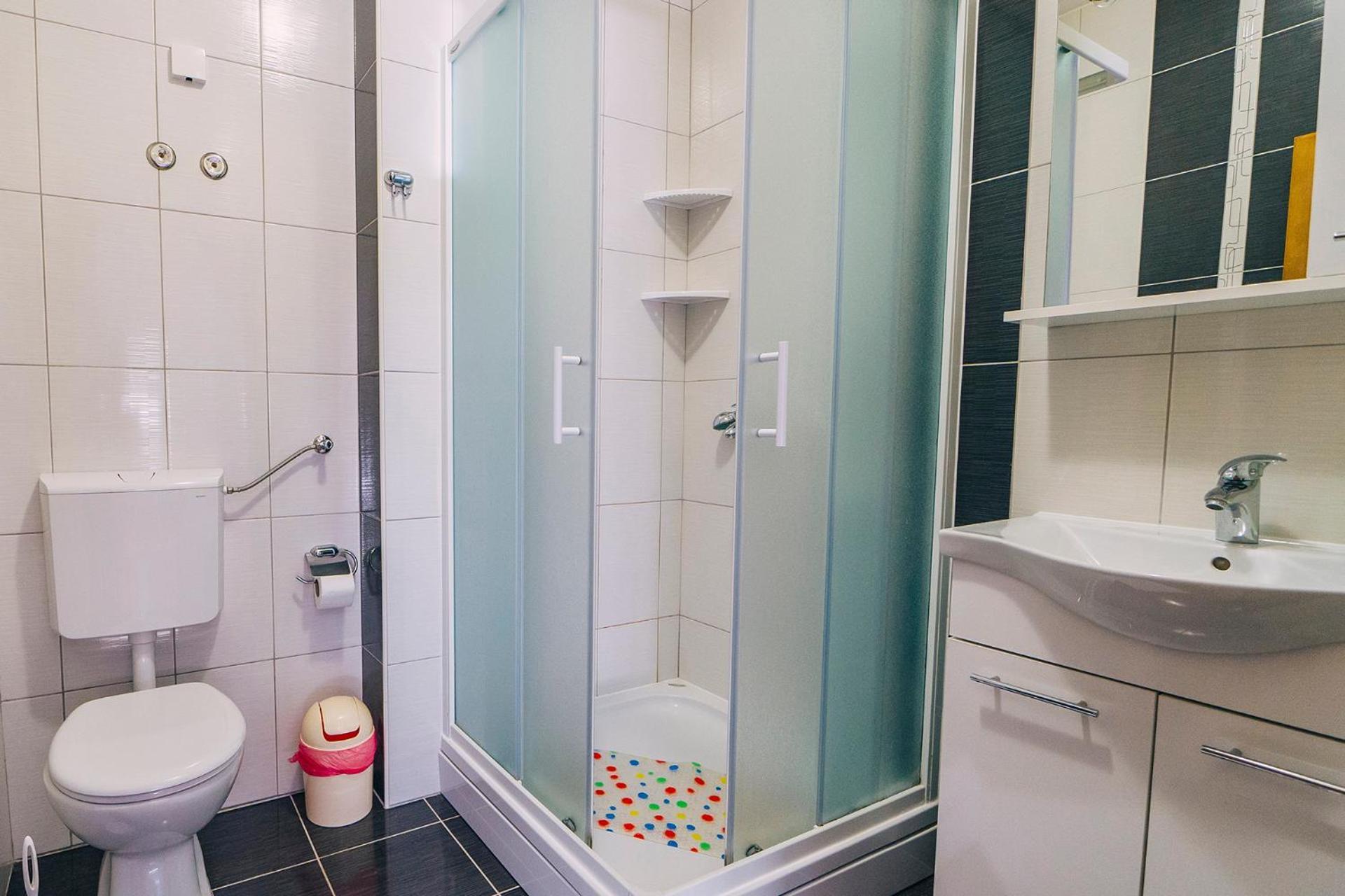 Luxur Centar With Sea View Terrace Apartman Baška Voda Kültér fotó